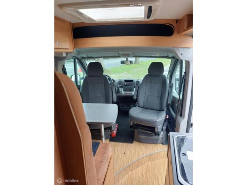 P&ouml;ssl Kastenwagen Airco Siehe Beschreibung! Foto: 16