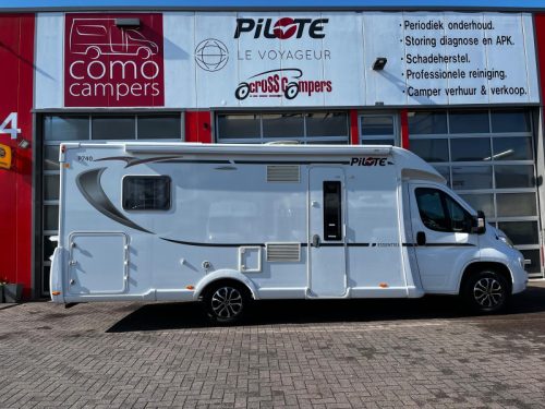 Pilote P 740 C Queensbed, Camper photo: 3