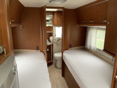 Chausson Allegro 96 &ndash; single beds low, toilet and shower room at the rear, very neat Motorhome year of manufacture. 2009 Motorhome centrum On The Road  photo: 5