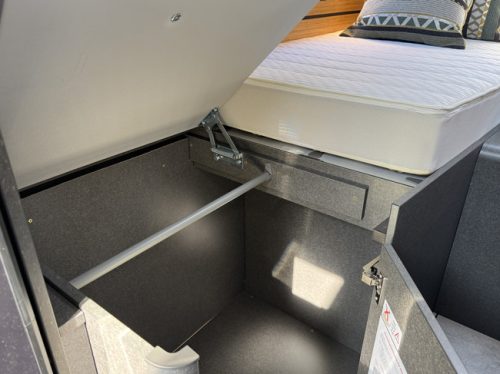 Hymer ML-T 570 4X4 CROSSOVER 190 hp AUTOMATIC 9-Speed Euro6 Mercedes-Benz **Single beds/Fully loaded with options/4 seats/4x Lithium/ photo: 16