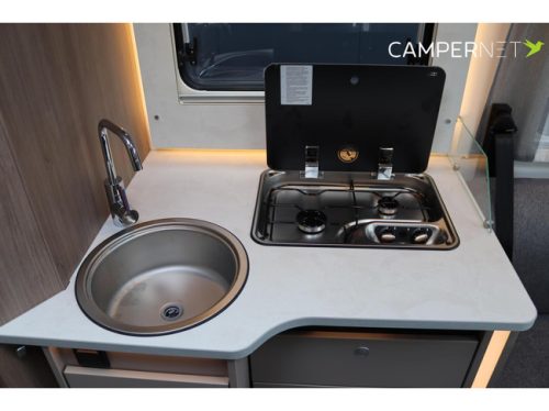 Carado T457 140hp Automatic | Single beds | Face to Face | Pro + Package | Thule awning | Separate shower | Large refrigerator | Light metal photo: 12