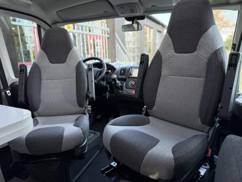 Adria Compact SL - Lits jumeaux photo : 11