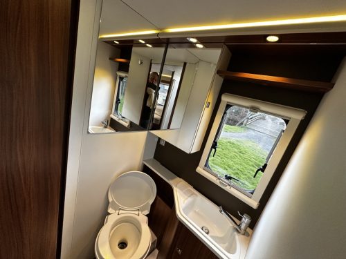 Adria Matrix M 670SL Foto: 8