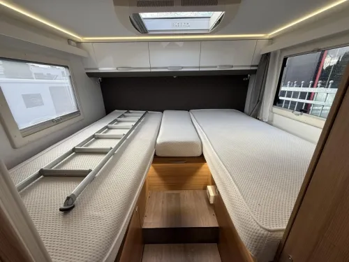 Adria Coral XL Plus 670 SL - FAMILIENWOHNMOBIL Foto: 2