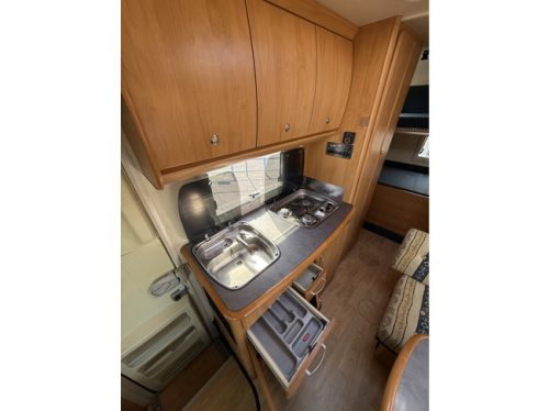 Hobby fiat ducato 2.8 dis timing belt replaced 4-07-24 at 102k km overcab bed bunk bed power steering awning bike rack solar panel Golds photo: 13