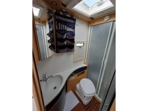 Eura Mobil Profila 411  photo: 17