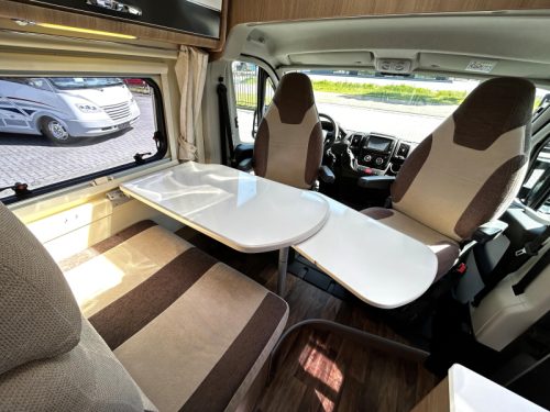Karmann Davis 590 Transverse bed/2017/Euro6/Air conditioning photo: 9