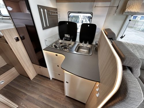 B&uuml;rstner Lyseo Time I 690 G Single beds/Automatic! photo: 12