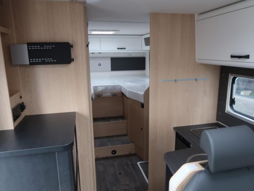 Sunlight Adventure Edition T 680 ENKELE BEDDEN AUTOM Foto: 4