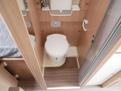 Roadcar (P&ouml;ssl) R640, 6.40 Meter Camper Van, Single Beds photo: 15