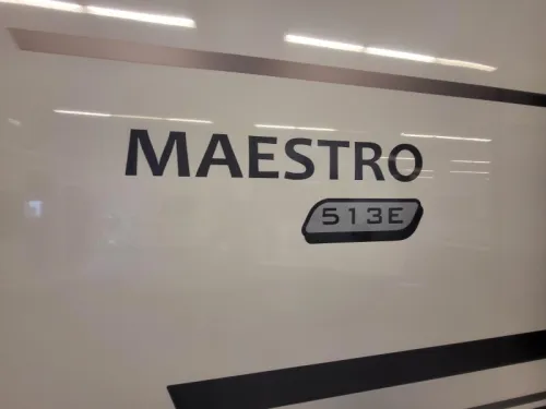 LMC Maestro 513 E very neat and chic photo: 3