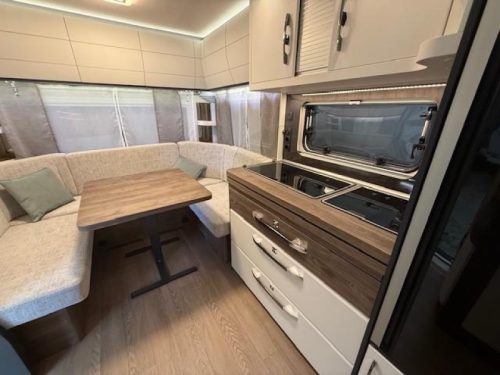 Hobby Excellent Edition 540 UL 1800 kg / Bettverbreiterung / RW Foto: 2