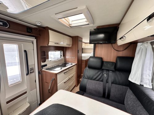 LMC Passion T 663 G 2000&euro; d'options suppl&eacute;mentaires gratuites photo : 6