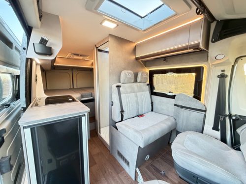 P&ouml;ssl Summit Shine 600 L AUTOMATIC / AIR CONDITIONING / ADAPTIVE CRUISE CONTROL photo: 4