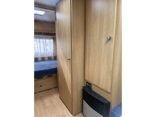 Dethleffs Camper 430 DB - Vorzelt Foto: 9