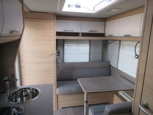 Knaus Sudwind 420 QD MIT RANGIERHILFE UND UNICO Foto: 11