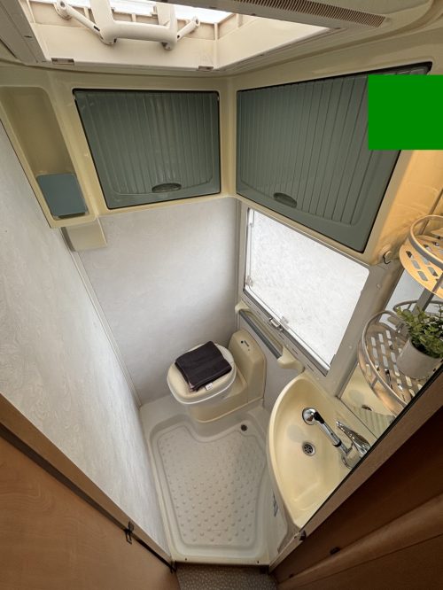 Chausson Welcome 50 5.40m COMPACT! CIRCULAR SEATING + FOLDING BED photo: 7