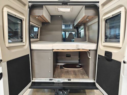 LMC INNOVAN 600 140PK Skyroof , Solar, Facelift photo: 7