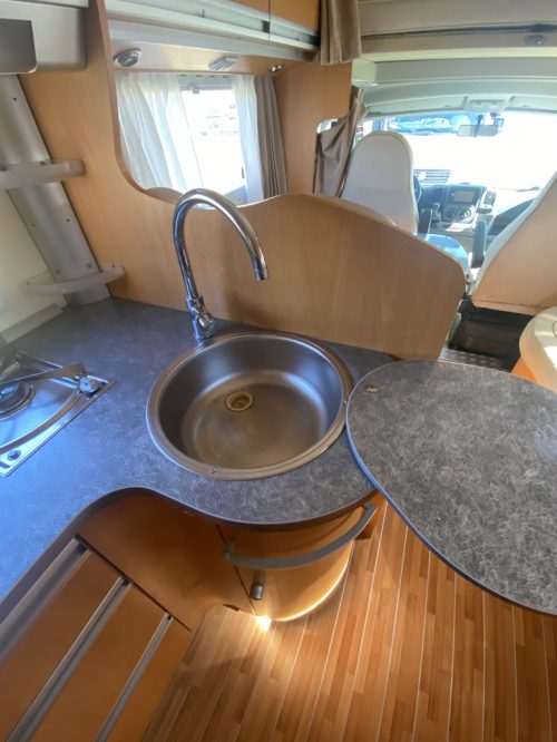 CI Mizar Garage Living 3.0 MultiJet 180 HP, Overcab, Transverse bed rear, Garage, Engine air conditioning, Very complete, 1st owner, Year of manufacture, 12 &ndash; 2007. Camper centrum on the road Marum photo: 21