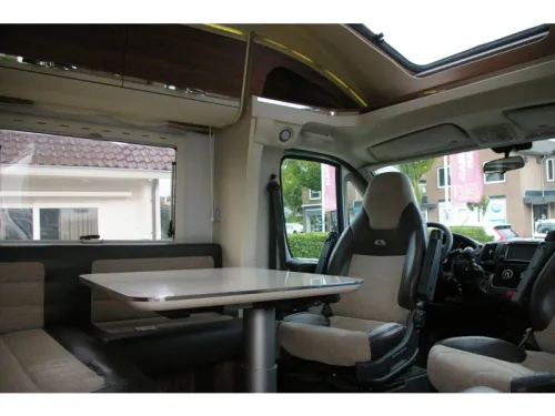 Adria Matrix Plus 670 SL Lits jumeaux, Toit relevable. photo : 4