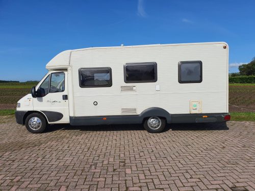 Ci Corfu Fiat 2.8 IDTD camper, zonnepanelen, 4 slaapplaatsen foto: 0