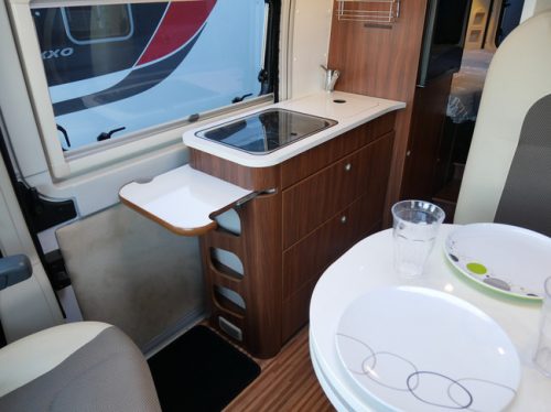 Adria Twin 640 SLX, L&auml;ngsbetten, Koni Sto&szlig;d&auml;mpfer, Bearlock Foto: 11