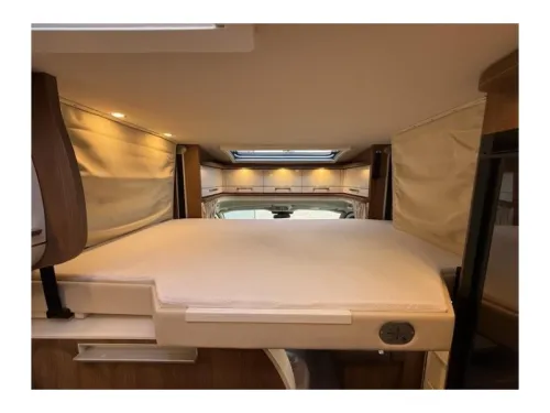 Carthago C-Tourer T 144 LE 4 Personen, LPG, Automatik Foto: 22