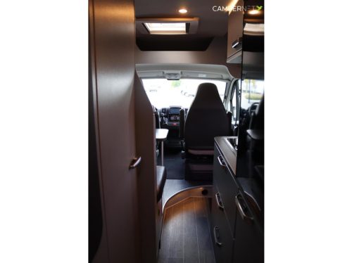 Weinsberg Cara Tour 600 MQ 2.3 multijet 140hp | Swing bike rack | 5.99M | Awning | HEO safe lock | LED TV | Head up display | Solar panel photo: 18