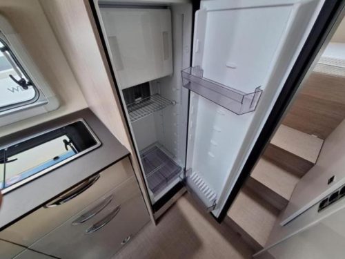 B&uuml;rstner Nexxo Van T 690 G SINGLE BEDS + BEARLOCK photo: 13