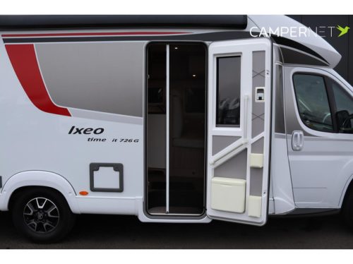 B&uuml;rstner Ixeo Time 726 G 165hp | 5th seat | Solar panels | Pop-up bed | Reversing camera| Thule lift bike rack | Single beds | Bea photo: 4
