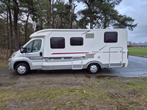 Adria Coral Axess 600 SL TWINBED air conditioning electric windows TV photo: 3
