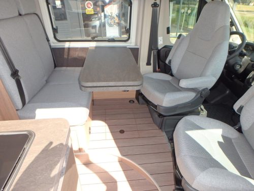 Weinsberg CaraBus 630 ME EDITION FIRE photo: 12