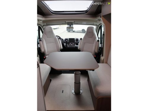LMC Cruiser 750 EF 180hp Automatic | Diesel heating | Face to face | LED Headlights | Single beds | Separate shower | New from v photo: 8