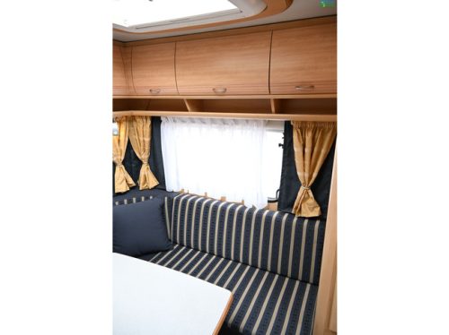 Dethleffs Camper 460DB Foto: 8