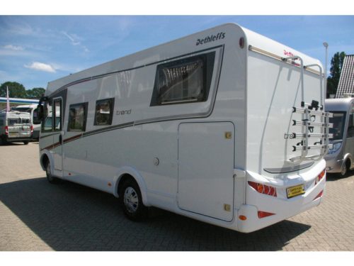 Dethleffs Trend I 7057 Single beds, Fold-down bed. photo: 3