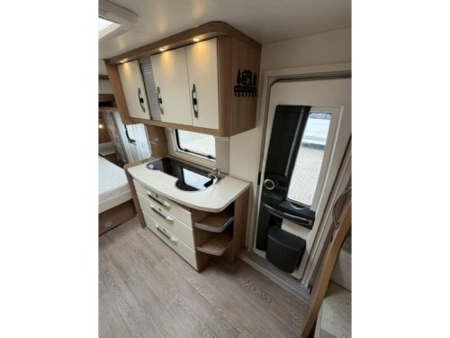 Hobby De Luxe 540 UFF Inkl. Mover und Klimaanlage Foto: 14