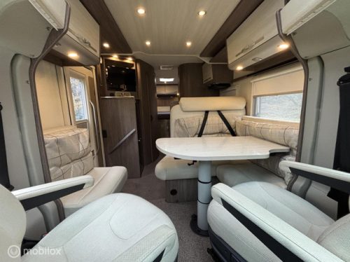 B&uuml;rstner Ixeo Time it 734 Fiat 2.3 131hp Euro 5 | French bed | Electric pop-up bed | Separate shower/toilet | Garage | Camera | Tow hitch | 91k miles | TO photo: 6