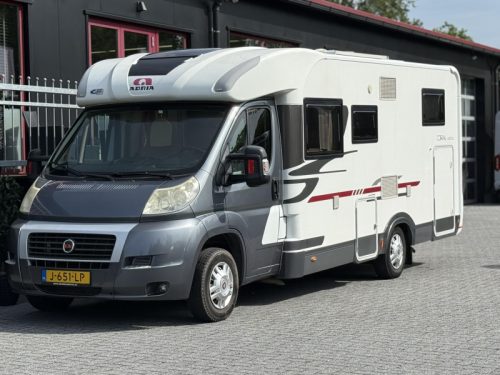Adria Coral 670 SL Single beds photo: 4