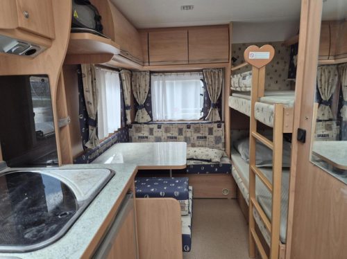 B&uuml;rstner 480 TK Etagenbett, Rundsitzgruppe, Rangierhilfe + Vorzelt 2. Bes. Foto: 11