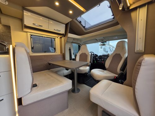 B&uuml;rstner Lyseo Privilege TD 690  Foto: 16