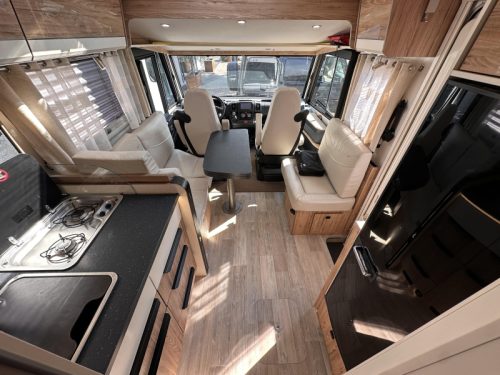 Bavaria I 720 Queensbed 140HP Roof air conditioning photo: 12