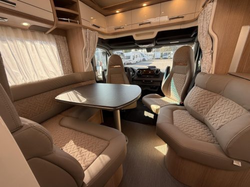 Carthago C1-Tourer 149 LE - MERCEDES-EINZELBETTEN Foto: 5