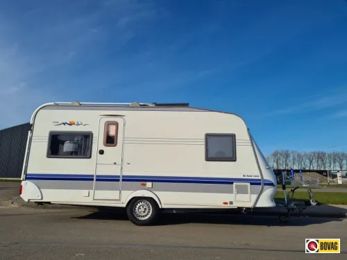 Hobby De Luxe 460 UFE mit Vorzelt Foto: 0