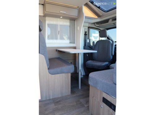 Carado T447 Edition 26 165hp Automatic | Single beds | Awning | Pop-up bed | Separate shower | Bike rack | 12'' Ford multimedia system photo: 7