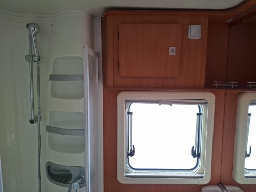 Giottiline Therry 45 T luxuri&ouml;ser und ger&auml;umiger Alkoven f&uuml;r 5 Personen Foto: 17