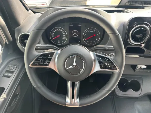 Weinsberg X-Pedition 600 MQ 4x4 OFF-GRID Mercedes photo : 18
