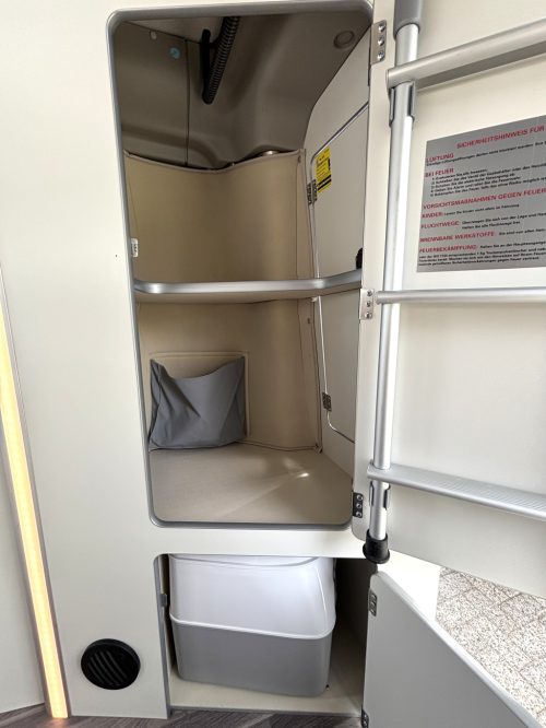 Ford Westfalia Nugget AUTOMATIC POP-TOP 5 SEATS UNIQUE! photo: 10