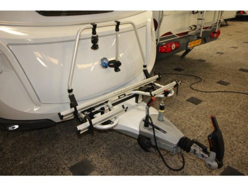 Knaus Sudwind Silver Selection 420 QD Rangierhilfe Thule 6300 Vorzelt  Foto: 23