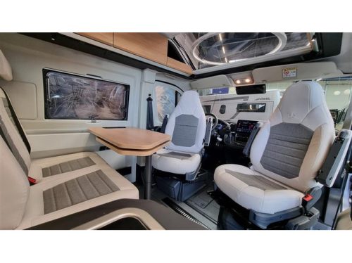 Adria Twin 640 SGX 60 YEAR photo : 2
