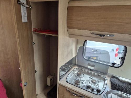 B&uuml;rstner Fiat NEXXO 660 French bed, Air conditioning + awning 2nd owner photo: 17